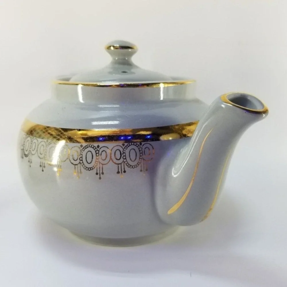 Vintage Ceramic Teapot Hall 6-Cup Gray Gold Trim Geometric‎ Band USA